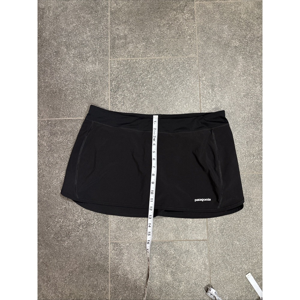 Patagonia Velocity Multi Use Skirt Skort Women's Size L Black - Picture 11 of 16